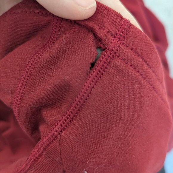 Mountain Hardwear Men's Half Zip Long Sleeve Red Shirt, Medium - Picture 6 of 6